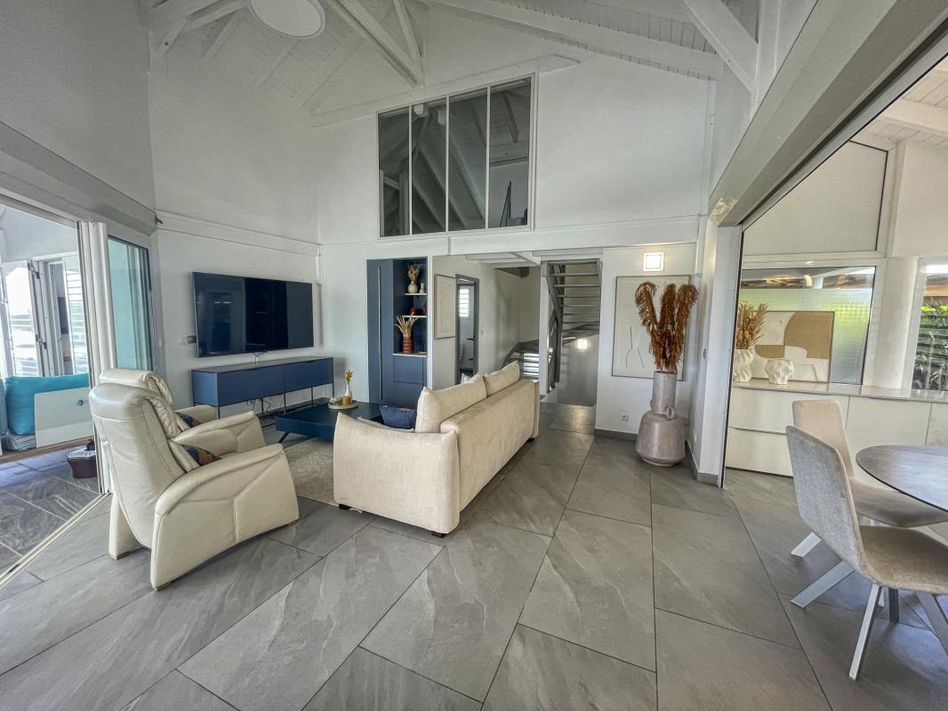19.Location villa piscine vue mer Sainte Anne Guadeloupe_Salon